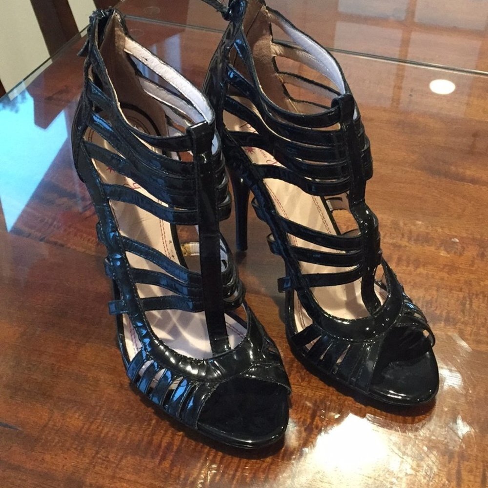 39 Plenty by Tracy Reese‎ Heels